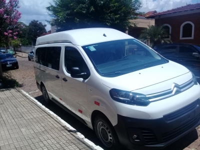 Saúde recebe novo veículo para transporte de pacientes em Bocaina