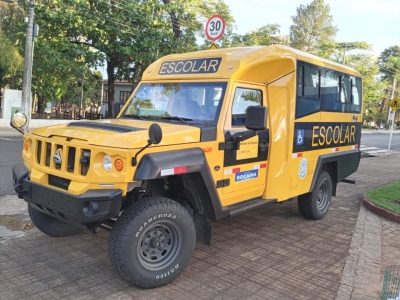 Bocaina recebe mais um ônibus escolar